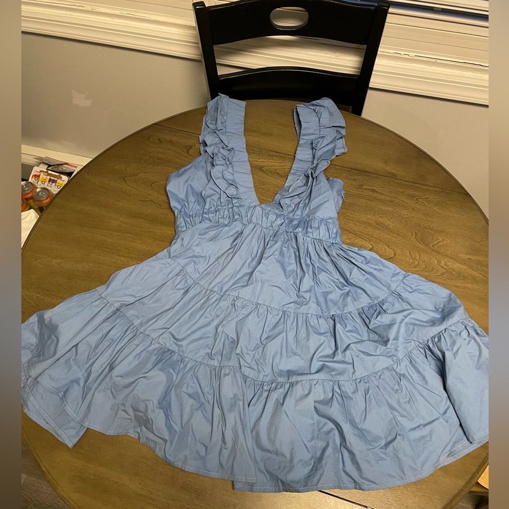 Abercrombie & Fitch | Womens Tiered  Flutter Sleeves Deep V Dress | Large